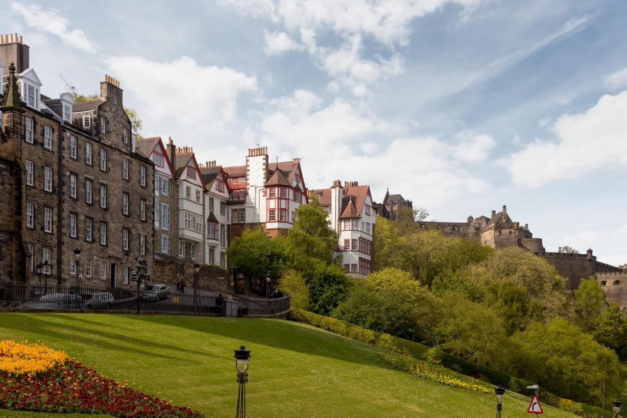 Amazing Penthouse, Stunning Views, Castle 2 Mins Apartment Edinburgh Bagian luar foto
